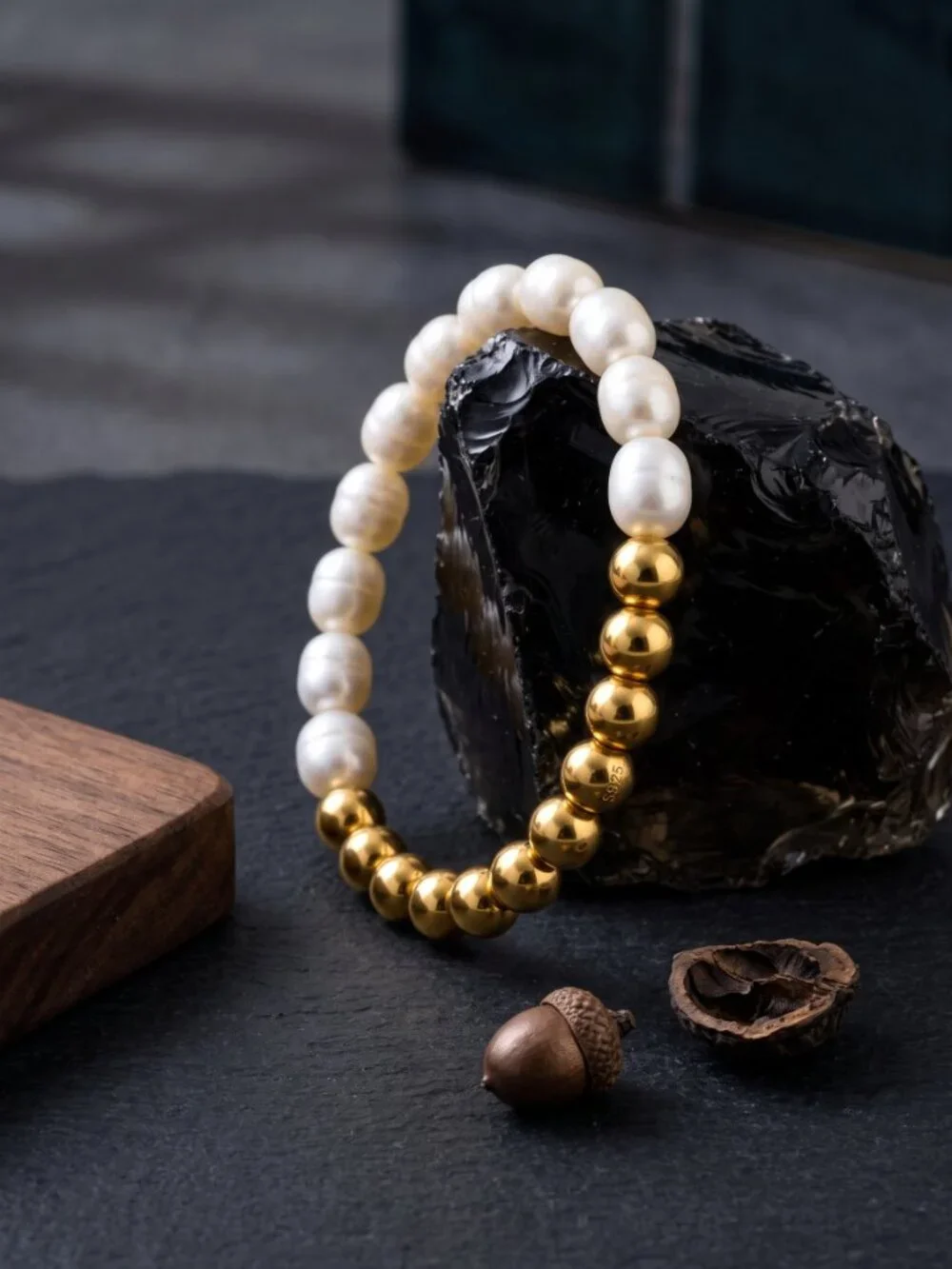 Freshwater Pearl Gold Bead Stretch Bracelet Stackable Old Money Boho Chic 6.3